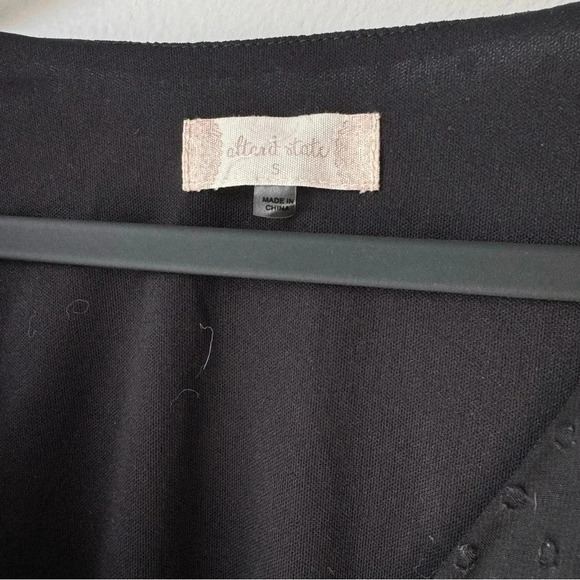 Altar’s State | Black Flowy Floral Dress - Picture 3 of 5